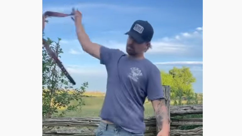 Τα στάδια κατασκευής μίας δερμάτινης ζώνης Τα στάδια κατασκευής μίας δερμάτινης ζώνης