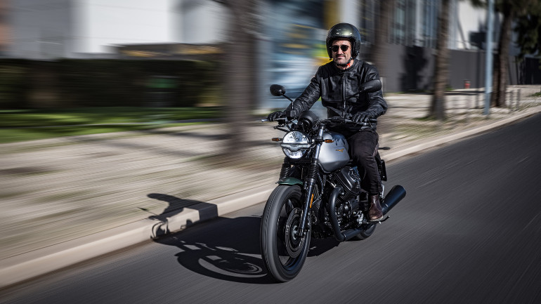 Τρία επετειακά μοντέλα ετοιμάζει η Moto Guzzi