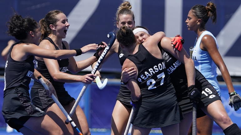 Χόκεϊ γυναικών: Νίκες για Κίνα και Νέα Ζηλανδία