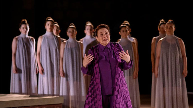 «Φοίνισσες» σε σκηνοθεσία Γιάννη Μόσχου στο Αρχαίο Θέατρο Επιδαύρου