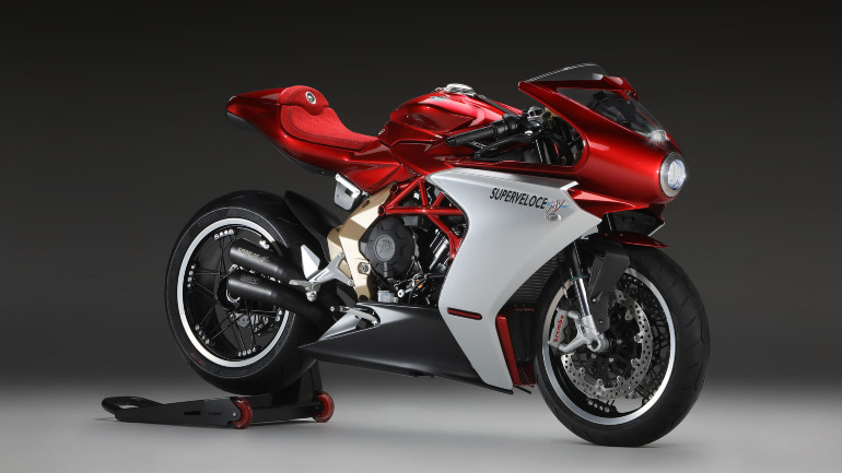 Η Superveloce Serie Oro πήγε από το Exotica στο... Erotica!