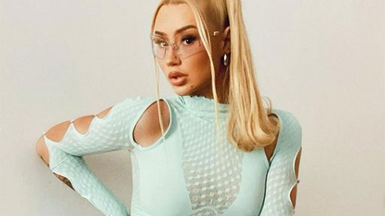 Ίγκι Αζαλέα: «Αποφάσισα να μη δημοσιεύω φωτογραφίες του γιου μου»