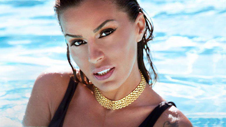 «Μαγικά Φιλιά» – Το νέο τραγούδι της Χριστίνας Κολέτσα μόλις κυκλοφόρησε και ακούγεται δυνατά!