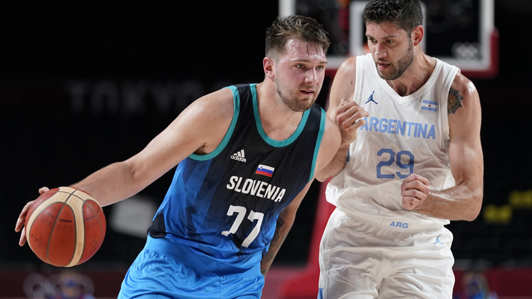Μπάσκετ: Ντόντσιτς λαμπρός την οδηγεί, 118-100 η Σλοβενία την Αργεντινή