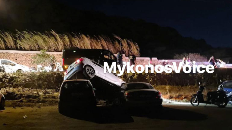Τρομακτικό τροχαίο στον Πλατύ Γιαλό της Μυκόνου