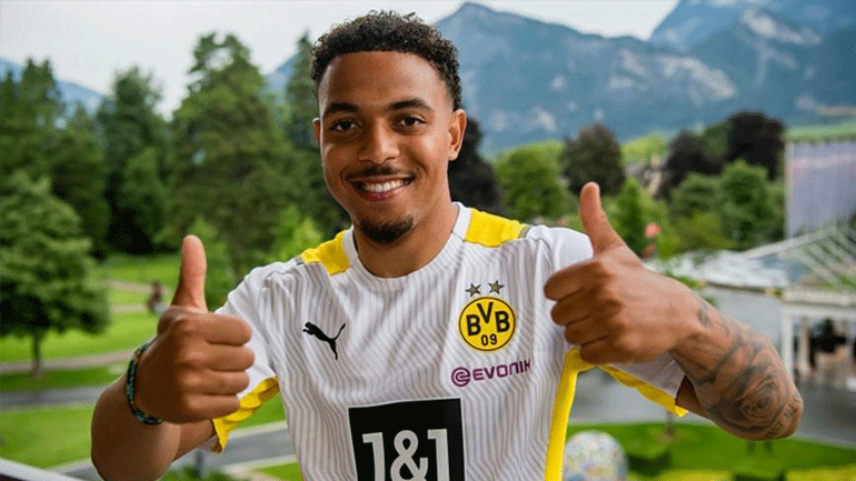 Ανακοίνωσε τον Μάλεν η Ντόρτμουντ