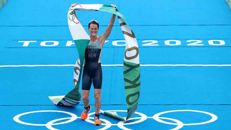 Τρίαθλο γυναικών: Χρυσό μετάλλιο για την Φλόρα Ντάφι απο τις Βερμούδες