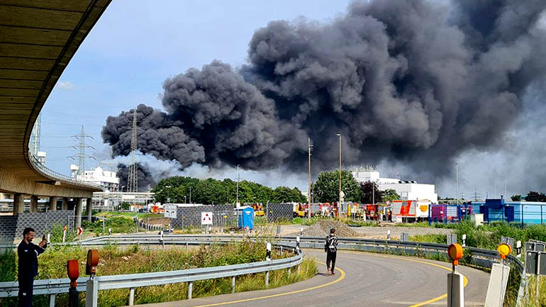 Γερμανία: Ένας νεκρός, 16 τραυματίες και τέσσερις αγνοούμενοι από την έκρηξη στο Λεβερκούζεν