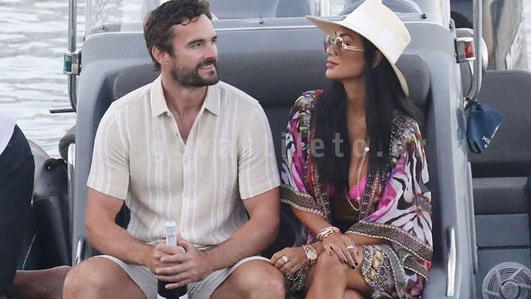 Nicole Scherzinger-Thom Evans: Στιγμές απόλυτης χαλάρωσης για το ευτυχισμένο ζευγάρι στη Μύκονο