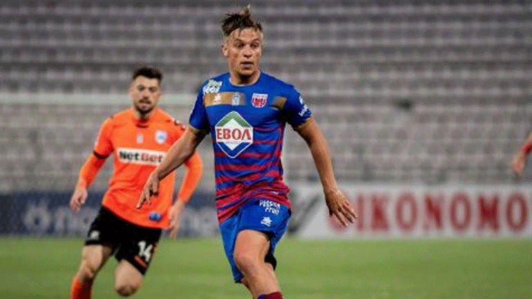 Βόλος: Ρήξη χιαστού ο Ριένστρα