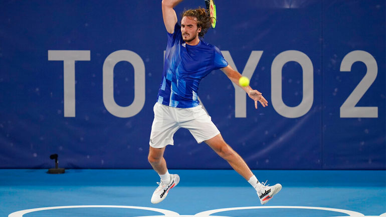 Τένις: Απέκλεισε τον Τιαφόε και προκρίθηκε στους «16» ο Τσιτσιπάς