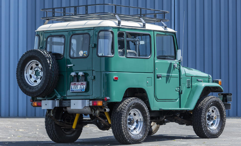 Και το κιβώτιο ταχυτήτων έχει αλλαχθεί με ένα 5τάxυτο της GM.