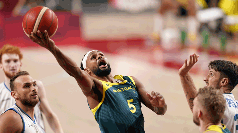 Μπάσκετ: Έκανε το «δύο στα δύο» η Αυστραλία, 86-83 την Ιταλία