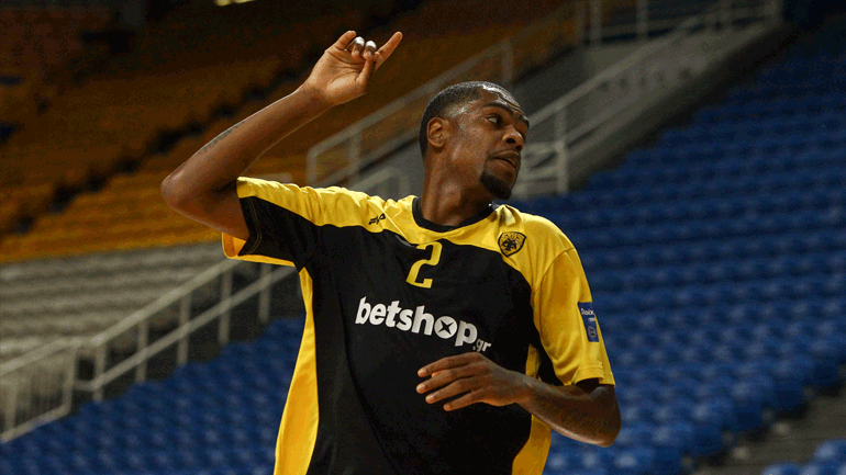 Μπάσκετ: Επέστρεψε στο Περιστέρι ο Μορέιρα