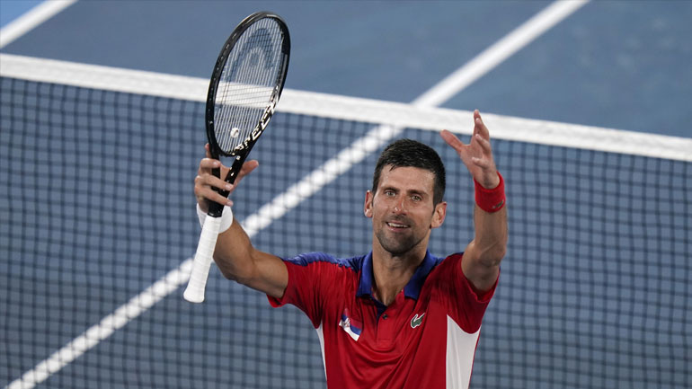 Τένις: Με… περίπατο ο Τζόκοβιτς στα ημιτελικά