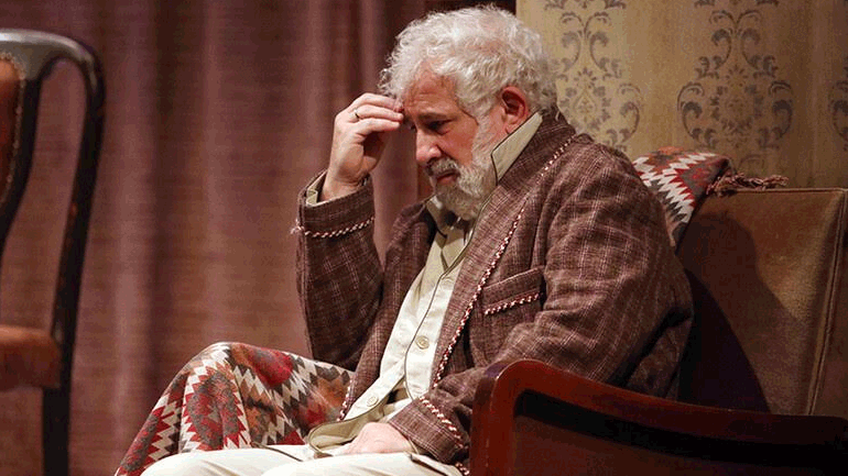 Ηθοποιός είναι, θέατρο έπαιξε και στην ανακρίτρια