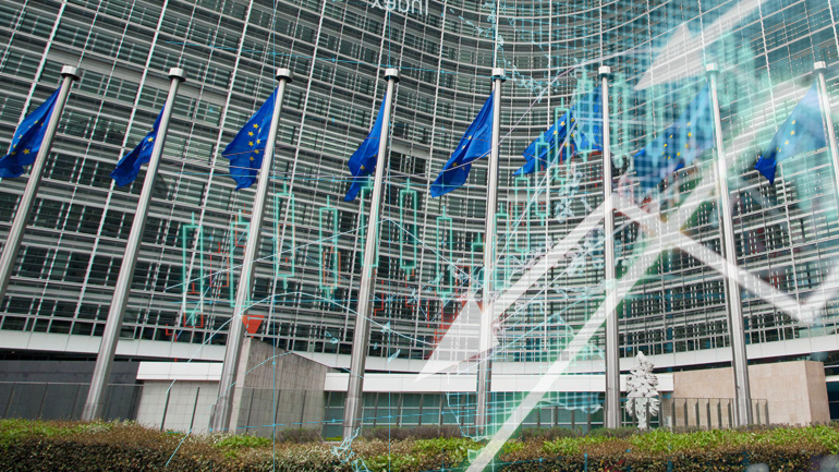 Η Ευρωζώνη “δείχνει τα δόντια της”