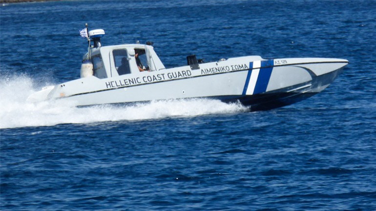 Σε εξέλιξη οι έρευνες για τον εντοπισμό τριών αγνοουμένων στη θάλασσα βόρεια της Λέσβου