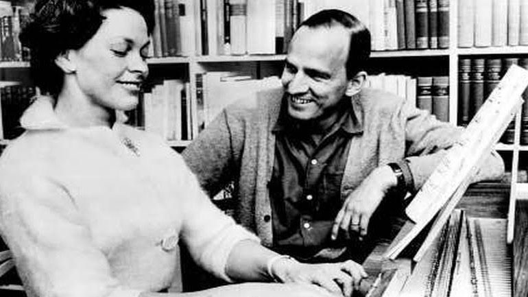 Ιδιοφυής καλλιτέχνης ο… «Πέτρος Φιλιππιδης» της Σουηδίας