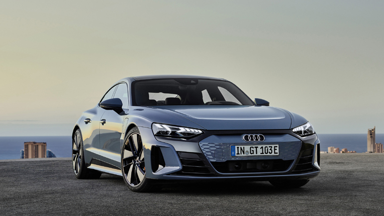 Το Audi των 148.700 ευρώ ήρθε στην Ελλάδα Το Audi των 148.700 ευρώ ήρθε στην Ελλάδα