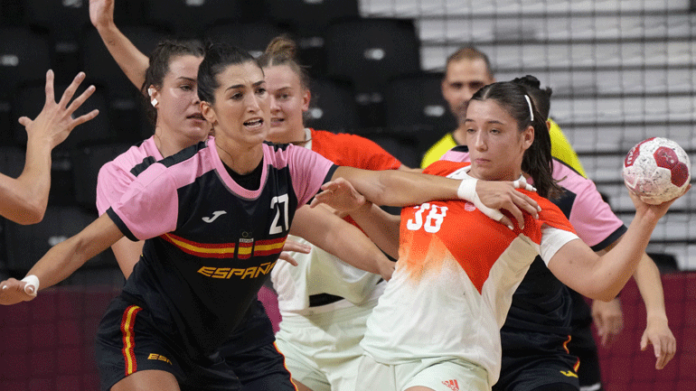 Χάντμπολ γυναικών: Νίκες για Ουγγαρία, Σουηδία και Ρωσία στον β’ όμιλο