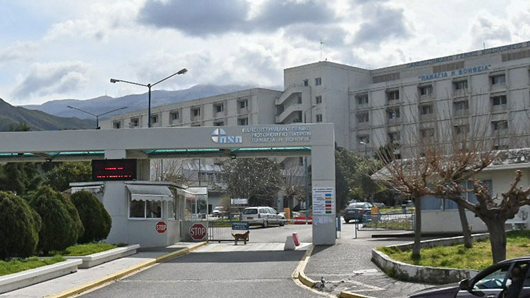 Διασωληνωμένος στη ΜΕΘ Covid στο Ρίο άνδρας που είχε κάνει και τις δύο δόσεις του εμβολίου