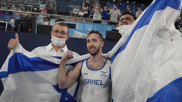 Γυμναστική (Ασκήσεις εδάφους ανδρών) Χρυσό μετάλλιο για τον Ισραηλινό Ντολγκοπιάτ