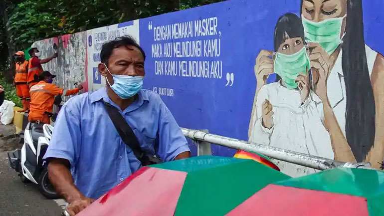 Ινδονησία: 1.604 θάνατοι εξαιτίας της COVID-19 σε 24 ώρες