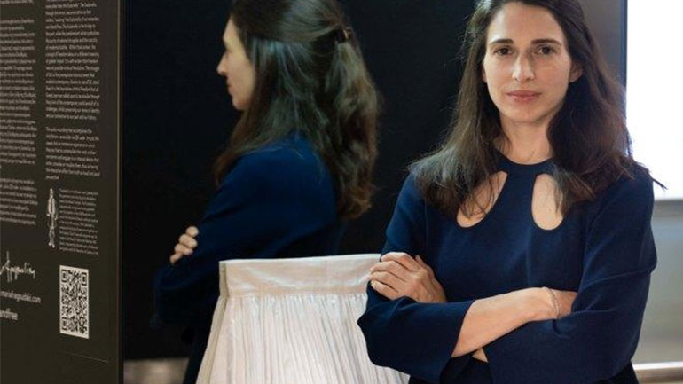 STAND FREE: Ένα διαδραστικό Installation της Μαρίας Φραγκουδάκη στον Διεθνή Αερολιμένα Αθηνών «Ελευθέριος Βενιζέλος»