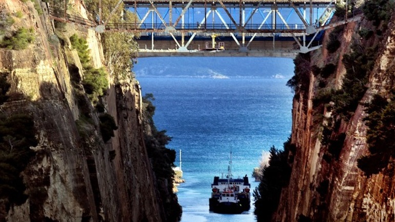 Καταστροφή του τουρισμού και της οικονομίας από το κλείσιμο του Ισθμού της Κορίνθου