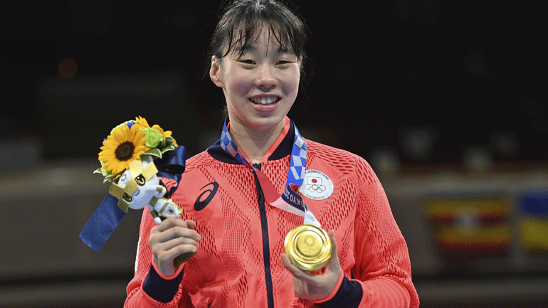 Πυγμαχία γυναικών: Η Σένια Ιριέ χάρισε το 18ο χρυσό μετάλλιο στην Ιαπωνία