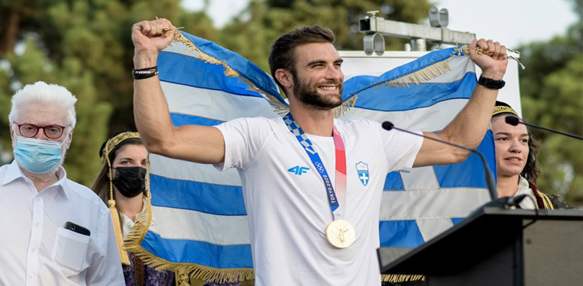 Γκρέμισαν τα τείχη για τον Ντούσκο