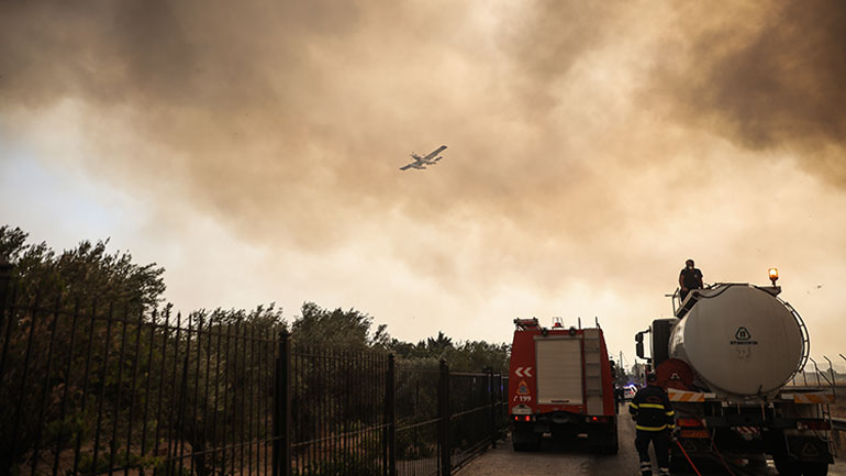 Βαρυμπόμπη: Σε λειτουργία τα κυκλώματα του ΑΔΜΗΕ που τέθηκαν εκτός λόγω πυρκαγιάς