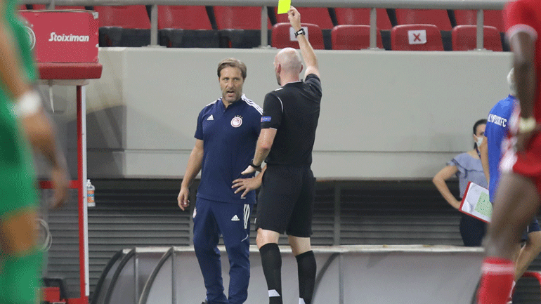 Μαρτίνς: «Δεν ανταποκρίθηκε σε ένα παιχνίδι επιπέδου Champions League ο διαιτητής»