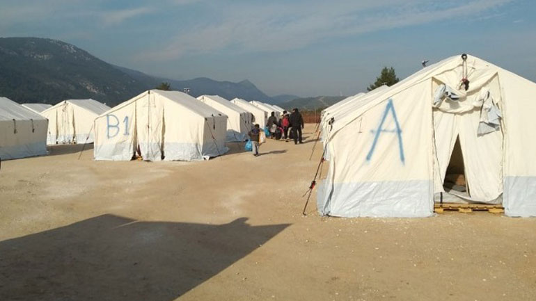 Εκκενώνεται πλήρως η δομή φιλοξενίας στη Μαλακάσα