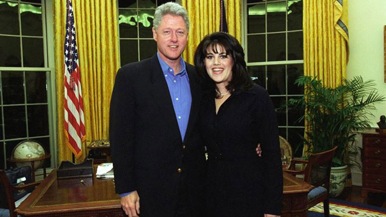 Impeachment: Κυκλοφόρησε η αφίσα της σειράς για το σκάνδαλο Lewinsky Impeachment: Κυκλοφόρησε η αφίσα της σειράς για το σκάνδαλο Lewinsky