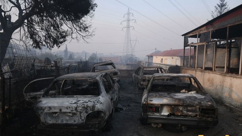 Εισαγγελική παρέμβαση για τα αίτια της πυρκαγιάς στη Βαρυμπόμπη