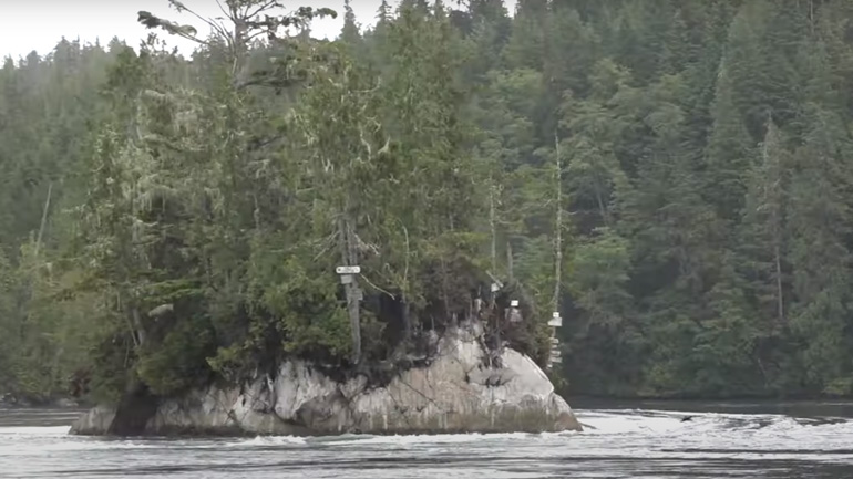 Η ψευδαίσθηση με το πλωτό νησί 