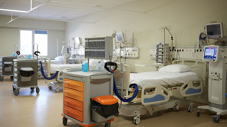 Σε ετοιμότητα το ΕΣΥ λόγω των πυρκαγιών