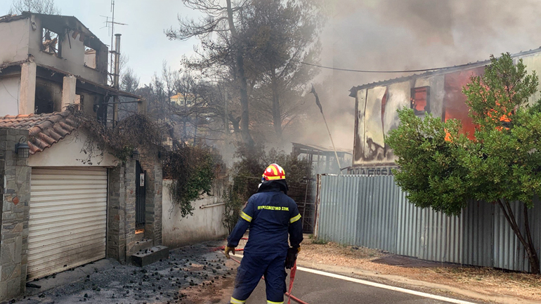 Ο πρώτος νεκρός στη φωτιά της Αττικής