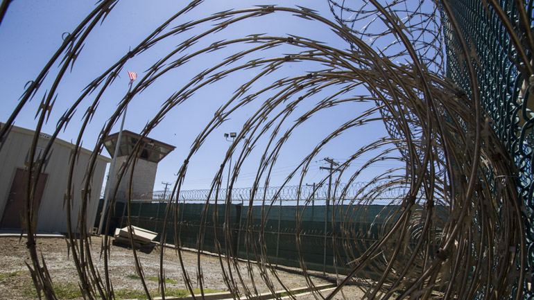 ΗΠΑ: Δημοκρατικοί αιρετοί πιέζουν τον Μπάιντεν να κλείσει τη φυλακή στο Γουαντάναμο