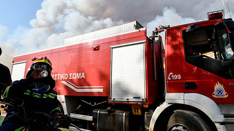 Μήνυμα 112: Κλείστε καμινάδες, πόρτες, παράθυρα σε Βαρνάβα, Κάλαμο, Μαρκόπουλο, Ωρωπό, Μίλεσι και Αγ. Αποστόλους