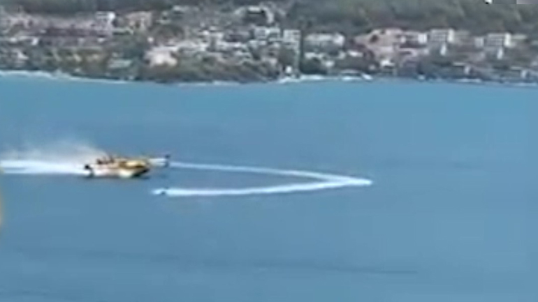 Ανόητος με τζετ σκι ανακόπτει την πορεία του καναντέρ!