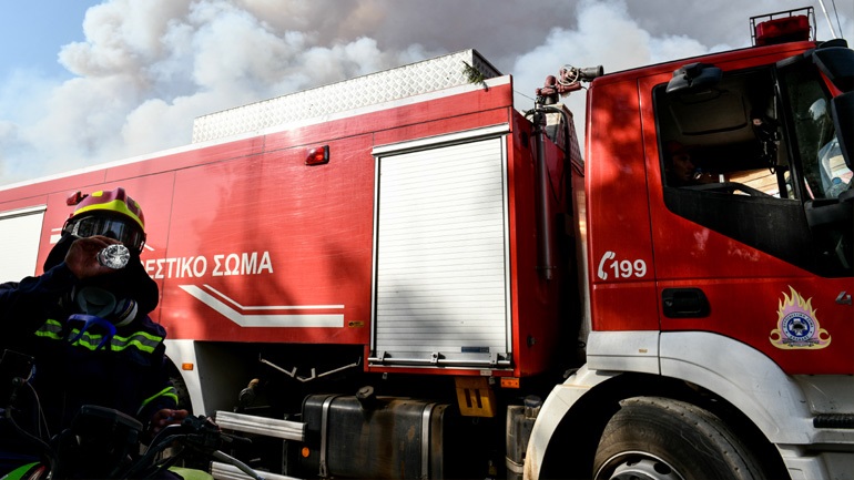 Φωτιά προκλήθηκε από ηλεκτρικό τροχό στο Λαγονήσι