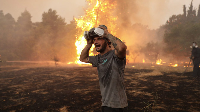Η Greenpeace απαντάει σε Μητσοτάκη και Τσίπρα για τις πυρκαγιές: “Ώρα να σιωπήσετε”!