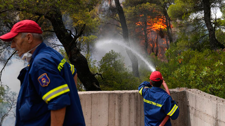 Βοήθεια από τον Ευρωπαϊκό Μηχανισμό Πολιτικής Προστασίας για τις φωτιές