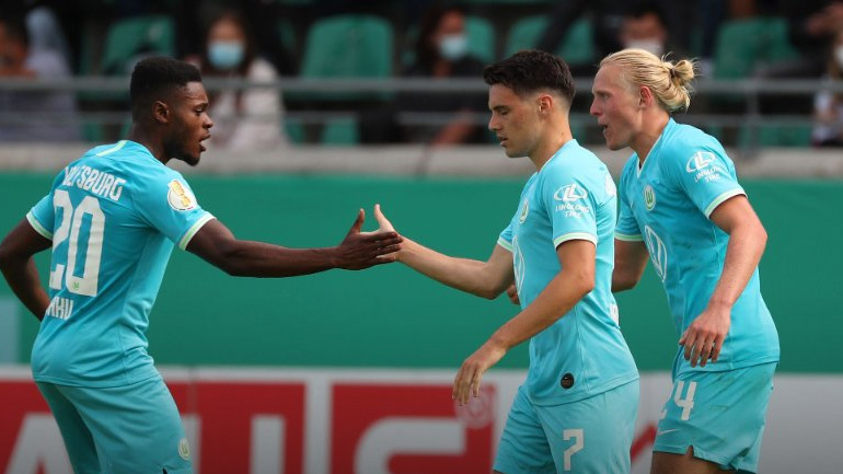 Κύπελλο Γερμανίας: Η Βόλφσμπουργκ έκανε έξι αλλαγές και απειλείται με αποκλεισμό!