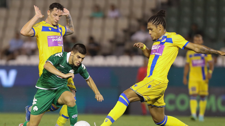 Βελτιωμένος μπροστά αλλά με «θέματα» στην άμυνα ο Παναθηναϊκός, έμεινε στο 1-1 με τον ΑΠΟΕΛ