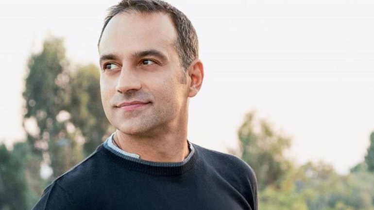 Ο Κρατερός Κατσούλης παίρνει θέση για τις φωτιές: «Νιώθω τεράστια οργή, πόνο και θλίψη»