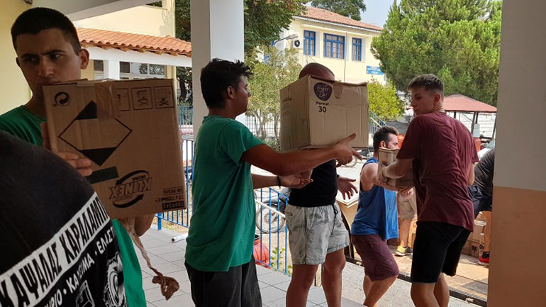 Έφτασε στις Ροβιές της Βόρειας Εύβοιας η αλληλεγγύη του Δήμου Χαλανδρίου